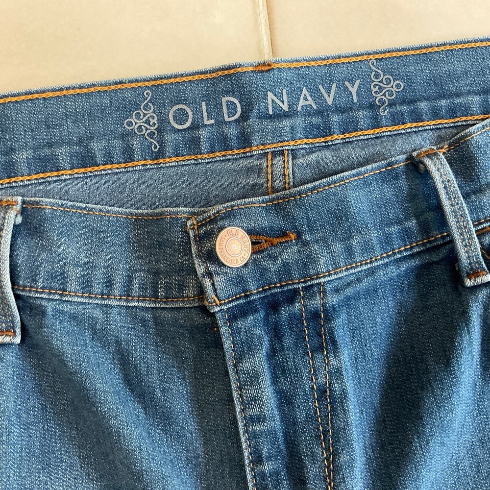 Old Navy Jeans Women’s (or Juniors) Blue Denim with Embroidered Heart Y2K - Picture 6 of 13